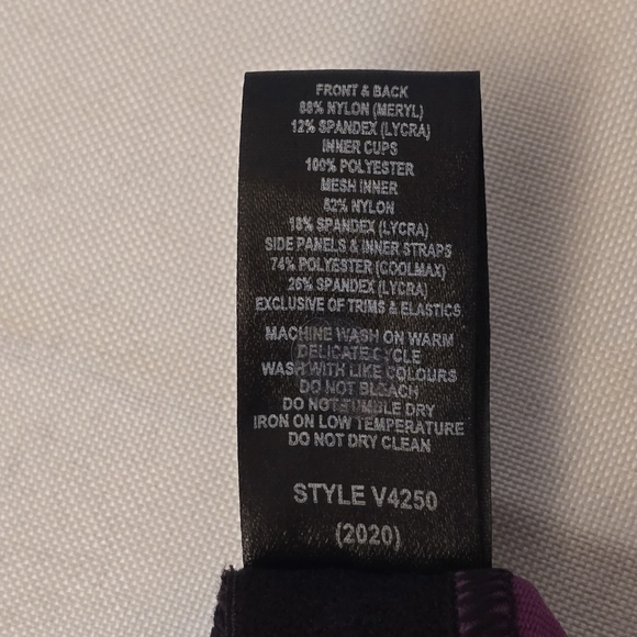 Ladies Shock Absorber, sports bra, Size 36D, purple and black - Picture 4 of 5